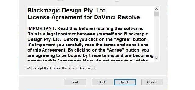 Hướng dẫn tải và sử dụng công cụ DaVinci Resolve 7 Bước 5: Đồng ý với các điều khoản của phần mềm
