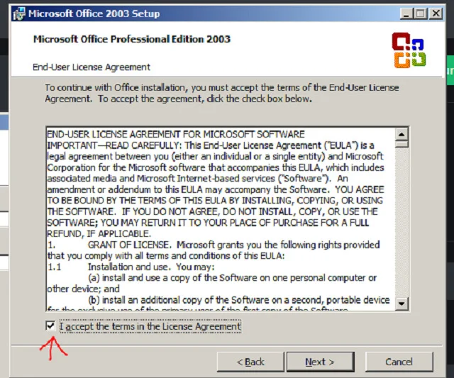 Hướng dẫn tải và cài đặt chi tiết Office 2003 full miễn phí 8 Đồng ý các điều khoản khi mà sử dụng phần mềm rồi nhấn Next